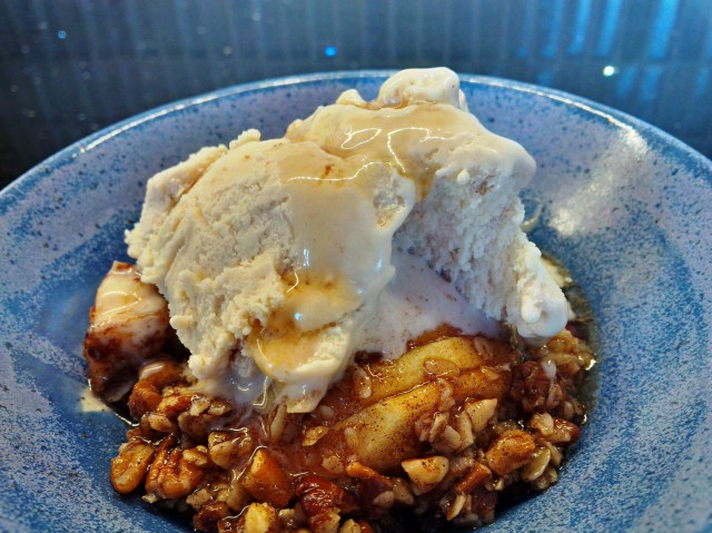 hasselbackalldressed