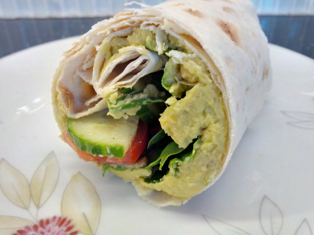 hummusrollsingle.jpg
