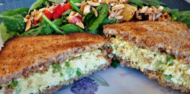 egg salad toast (2).jpg